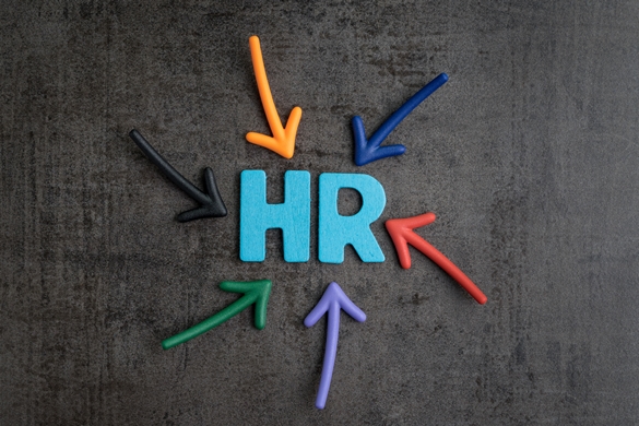 What services do HR consultants offer in Thailand?
